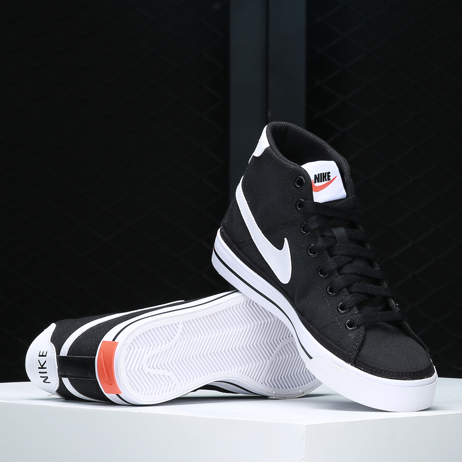 Nike Authentic COURT LEGACY CN - Vans Shoes Authentic 评论和价格